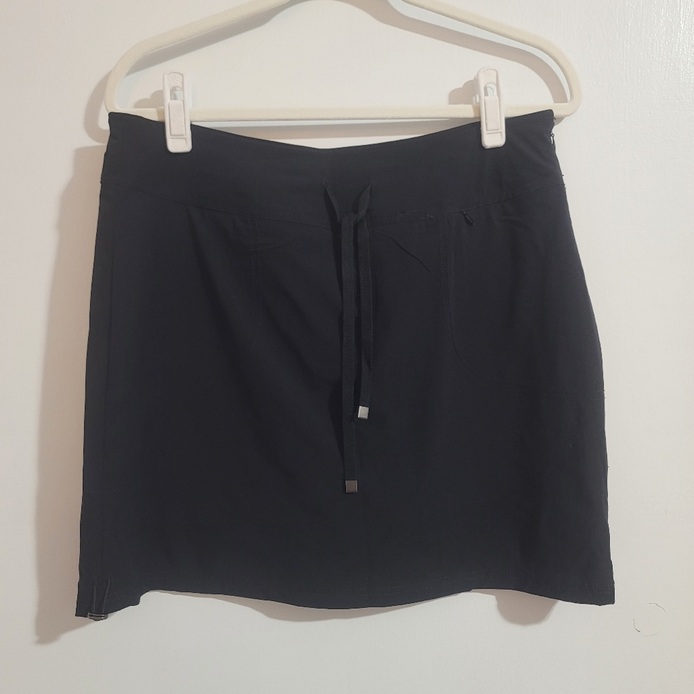 Green Tea Black Side Zip Skort